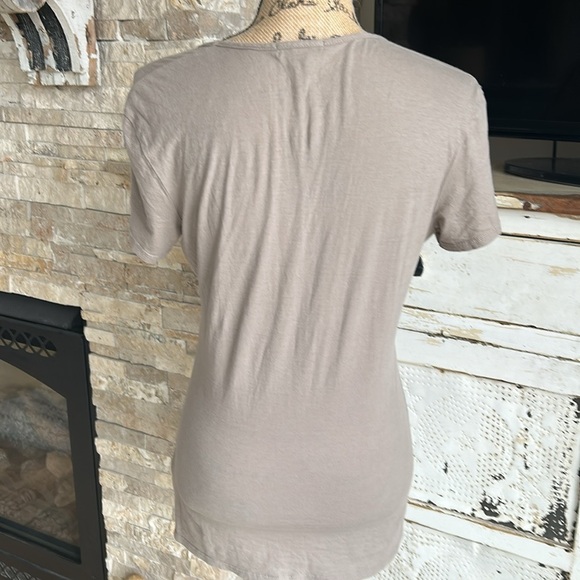 James Perse deep V-neck short sleeve pima cotton basic t-shirt tee taupe tan - Picture 8 of 15